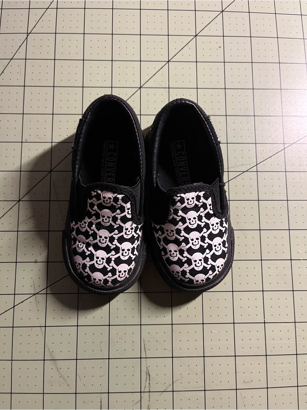Converse Kids Slip-On Shoes with Skull Pattern